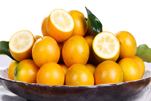 金桔可以直接泡水喝嗎 金桔泡水喝有什么用 金桔可以直接泡水喝嗎 金桔泡水喝有什么用