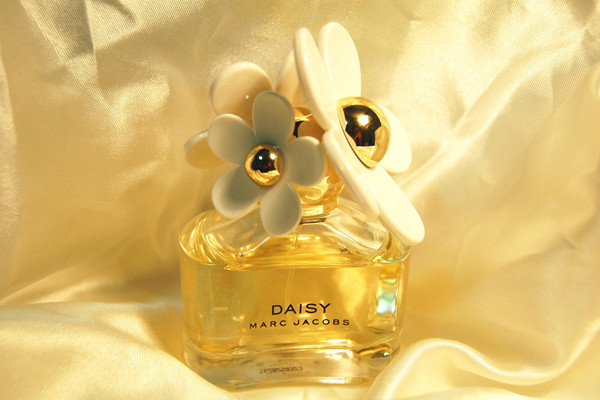 香水會導致不孕不育嗎 香水懷孕期間能用嗎