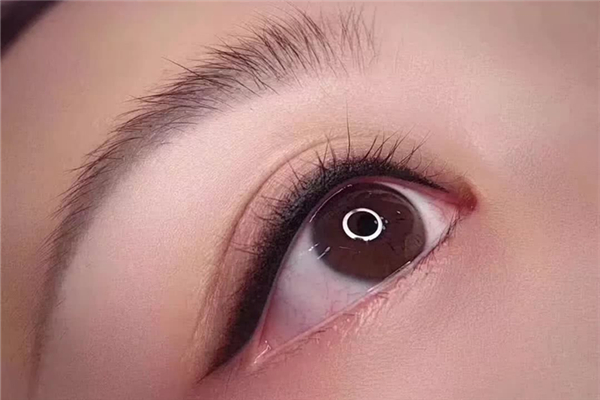 美瞳線到底該不該做 美瞳線是什么東西 美瞳線到底該不該做 美瞳線是什么東西