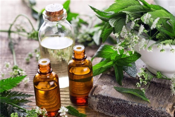 復方精油調(diào)配比例 復方精油正確使用方法