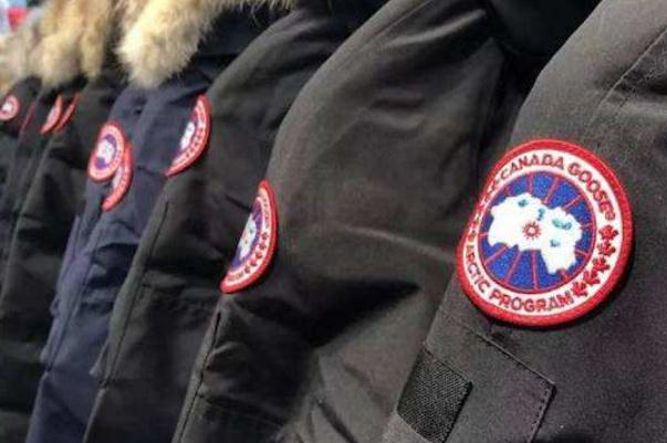 加拿大鵝羽絨服正品多少錢 加拿大鵝承諾14天內(nèi)免費(fèi)換貨 加拿大鵝羽絨服正品多少錢 加拿大鵝承諾14天內(nèi)免費(fèi)換貨