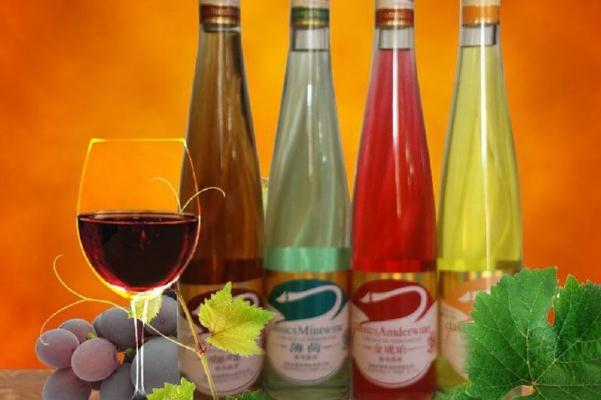 果酒的種類 果酒的保質(zhì)期一般多長時(shí)間 果酒的種類 果酒的保質(zhì)期一般多長時(shí)間