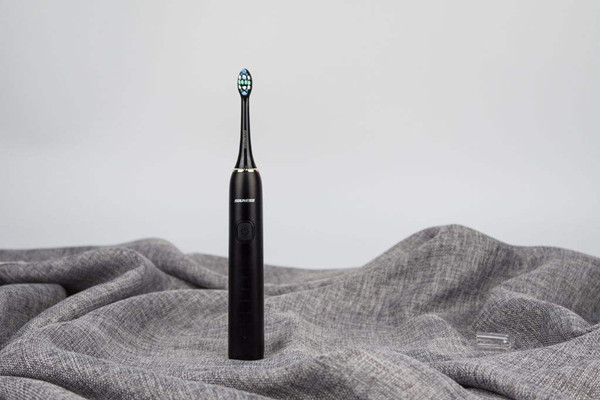 電動牙刷刷頭多長時(shí)間換一次 電動牙刷刷頭都是通用的嗎