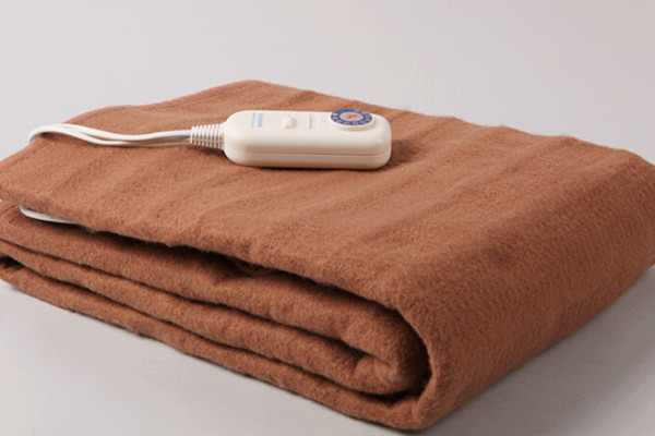 電熱毯會不會漏電 電熱毯會導(dǎo)致不孕嗎