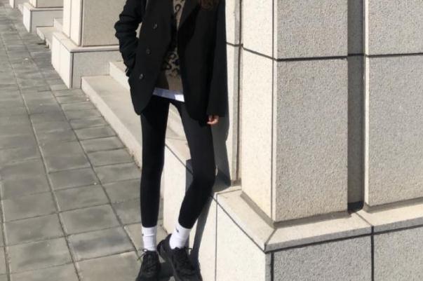 鯊魚褲要買加絨的嗎 鯊魚褲和秋褲一樣嗎 鯊魚褲要買加絨的嗎 鯊魚褲和秋褲一樣嗎