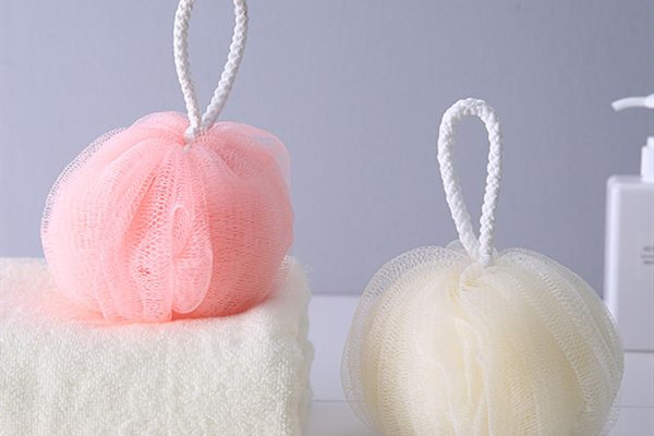 沐浴球的捆扎方法 沐浴球為什么能打出泡沫