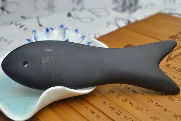 刮痧出紅色的斑點痧是什么原因 刮痧是毛細(xì)血管破裂嗎