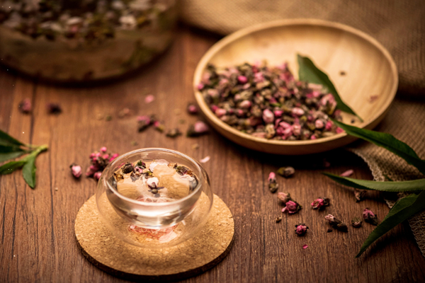 桃花茶是涼性還是熱性 桃花茶能治便秘嗎 桃花茶是涼性還是熱性 桃花茶能治便秘嗎