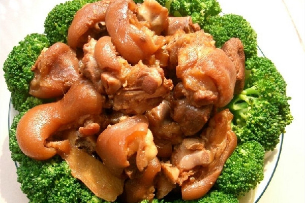 豬蹄要不要焯水 豬蹄焯水多長時間合適