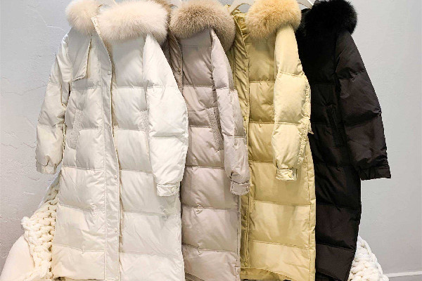 羽絨服買什么羽絨的好 羽絨服越輕越好還是越重越好 羽絨服買什么羽絨的好 羽絨服越輕越好還是越重越好