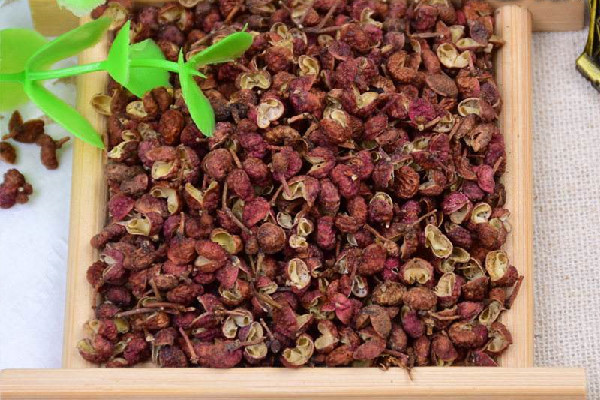 大紅袍花椒是紅花椒嗎 大紅袍花椒屬于什么椒 大紅袍花椒是紅花椒嗎 大紅袍花椒屬于什么椒