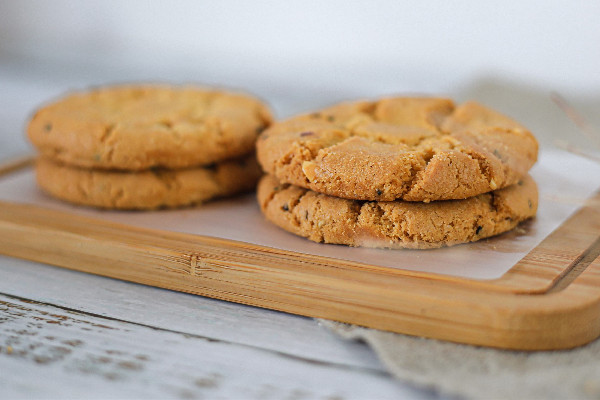 桃酥變質(zhì)是什么樣 桃酥可以放冰箱冷藏嗎 桃酥變質(zhì)是什么樣 桃酥可以放冰箱冷藏嗎