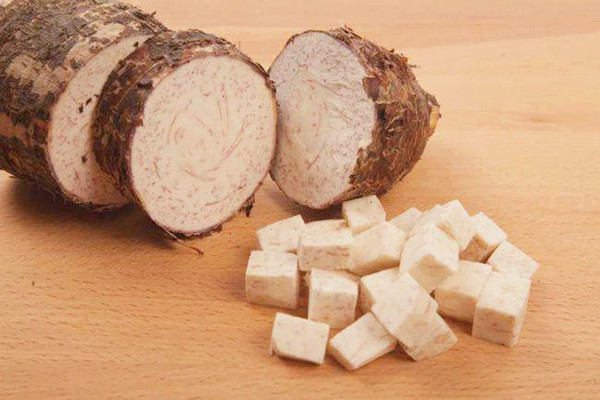 芋頭能和牛奶一起吃嗎 芋頭能和螃蟹一起吃嗎 芋頭能和牛奶一起吃嗎 芋頭能和螃蟹一起吃嗎