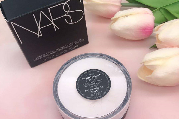 nars散粉和紀(jì)梵希散粉哪個好用 nars散粉是什么牌子