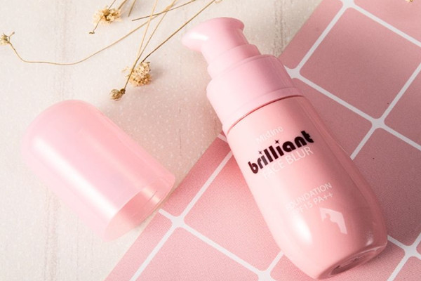 妝前乳能直接上臉嗎 妝前乳能用什么代替 妝前乳能直接上臉嗎 妝前乳能用什么代替