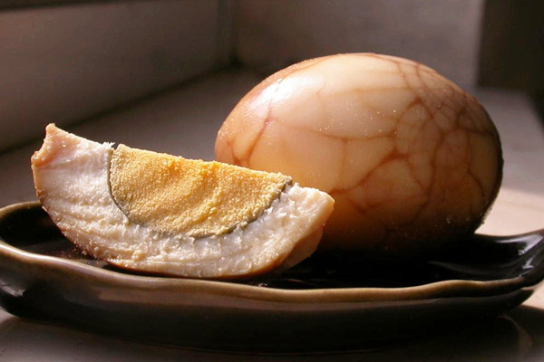 茶葉蛋能和牛奶一起吃嗎 茶葉蛋和豆?jié){能同吃嗎 茶葉蛋能和牛奶一起吃嗎 茶葉蛋和豆?jié){能同吃嗎