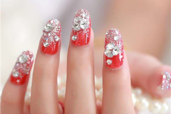 穿戴甲怎么量尺寸 穿戴甲貼上為什么來(lái)回動(dòng) 穿戴甲怎么量尺寸 穿戴甲貼上為什么來(lái)回動(dòng)