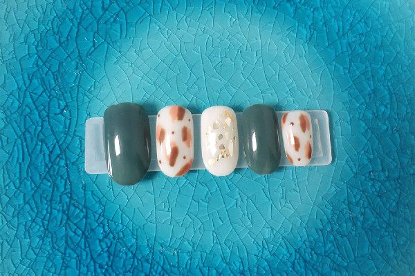 穿戴甲要大一點(diǎn)還是小一點(diǎn) 穿戴甲不合適怎么辦 穿戴甲要大一點(diǎn)還是小一點(diǎn) 穿戴甲不合適怎么辦