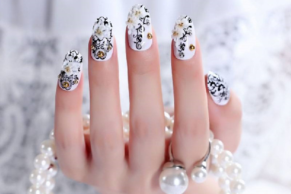 穿戴甲要大一點(diǎn)還是小一點(diǎn) 穿戴甲不合適怎么辦 穿戴甲要大一點(diǎn)還是小一點(diǎn) 穿戴甲不合適怎么辦