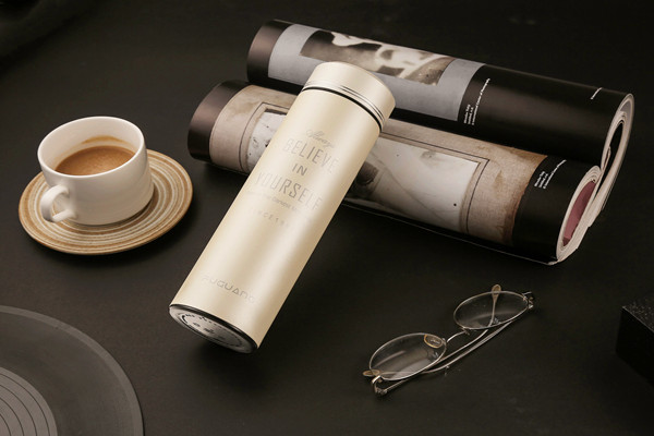 保溫杯可以放冰水嗎 保溫杯放冰水會壞嗎 保溫杯可以放冰水嗎 保溫杯放冰水會壞嗎