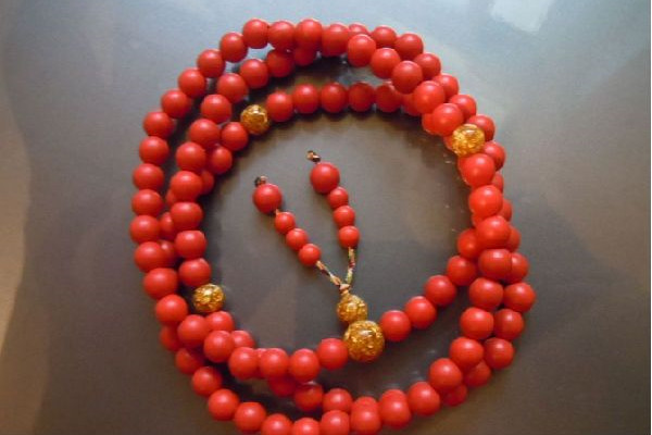 朱砂可以沾水嗎 朱砂佩戴時(shí)需要注意什么 朱砂可以沾水嗎 朱砂佩戴時(shí)需要注意什么