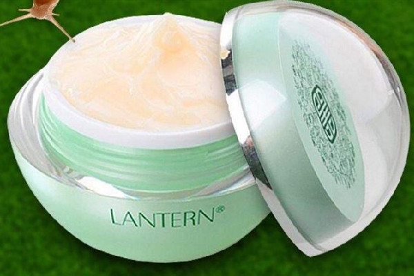 精華霜適合什么樣的皮膚 精華霜適合什么季節(jié) 精華霜適合什么樣的皮膚 精華霜適合什么季節(jié)