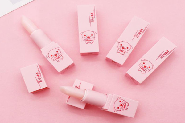 潤(rùn)唇膏可以睡前涂嗎 潤(rùn)唇膏涂著睡覺(jué)好嗎 潤(rùn)唇膏可以睡前涂嗎 潤(rùn)唇膏涂著睡覺(jué)好嗎