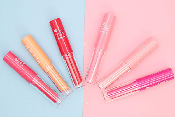 潤(rùn)唇膏可以睡前涂嗎 潤(rùn)唇膏涂著睡覺(jué)好嗎 潤(rùn)唇膏可以睡前涂嗎 潤(rùn)唇膏涂著睡覺(jué)好嗎