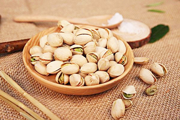 良品鋪子開心果營養(yǎng)價值 良品鋪子開心果可以多吃嗎