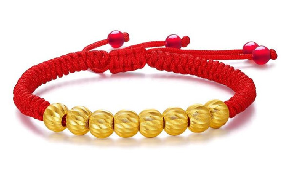 轉(zhuǎn)運珠一般戴幾顆最好 轉(zhuǎn)運珠用黑繩和用紅繩那個更好 轉(zhuǎn)運珠一般戴幾顆最好 轉(zhuǎn)運珠用黑繩和用紅繩那個更好