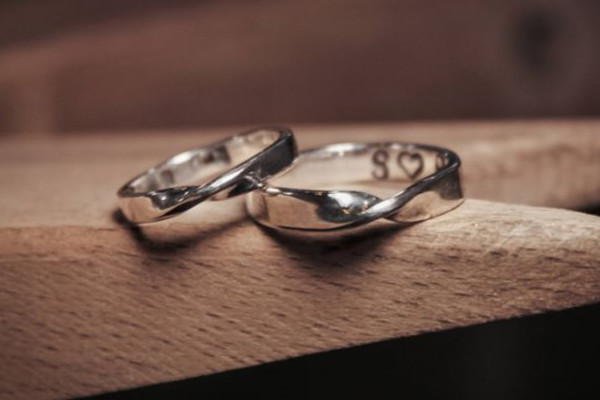 999銀發(fā)黃怎么清洗 999銀發(fā)黃是不是不純