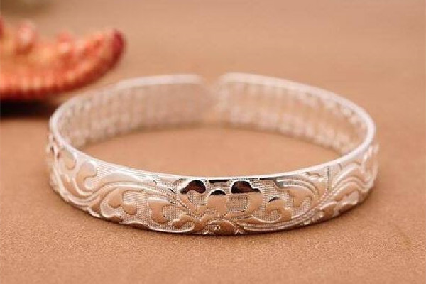 999銀好還是925銀好 999銀是純銀嗎 999銀好還是925銀好 999銀是純銀嗎