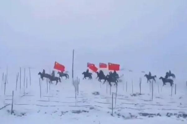 冬奧會(huì)幾年一次 牧民雪中奔馬送中國健兒出征