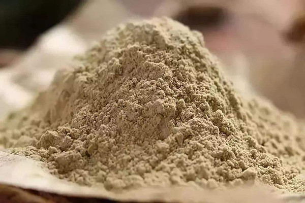 丹參粉吃了會(huì)便秘嗎 丹參粉吃了能吃白蘿卜 丹參粉吃了會(huì)便秘嗎 丹參粉吃了能吃白蘿卜