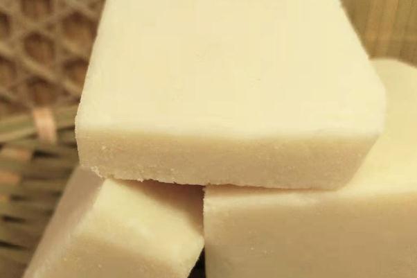 奶豆腐是哪里的特產 奶豆腐能補鈣嗎 奶豆腐是哪里的特產 奶豆腐能補鈣嗎