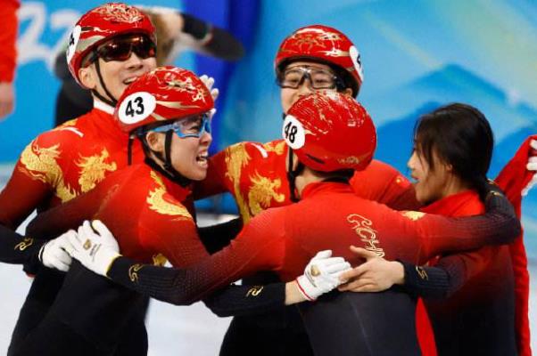 中國首金!短道混合接力中國隊(duì)奪冠 中國接力擁有絕對實(shí)力 中國首金!短道混合接力中國隊(duì)奪冠 中國接力擁有絕對實(shí)力