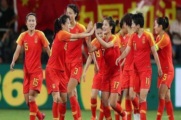 中國女足凱旋回國 女足國腳們收入如何 中國女足凱旋回國 女足國腳們收入如何
