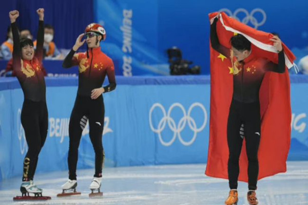 武大靖碰任子威的手示意他先走 短道速滑起源于哪個(gè)國(guó)家 武大靖碰任子威的手示意他先走 短道速滑起源于哪個(gè)國(guó)家