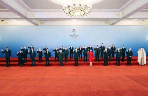 這張冬奧大合影彌足珍貴 冬奧會(huì)有乒乓球嗎 這張冬奧大合影彌足珍貴 冬奧會(huì)有乒乓球嗎