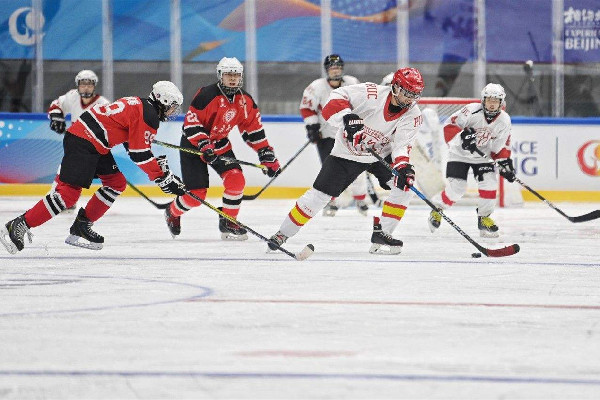 中國男冰首戰(zhàn)0比8不敵美國隊(duì) 冰球比賽每場(chǎng)持續(xù)多長時(shí)間