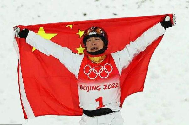 中國沖擊冬奧會史上最佳戰(zhàn)績 自由式滑雪是否需要運(yùn)用滑雪杖