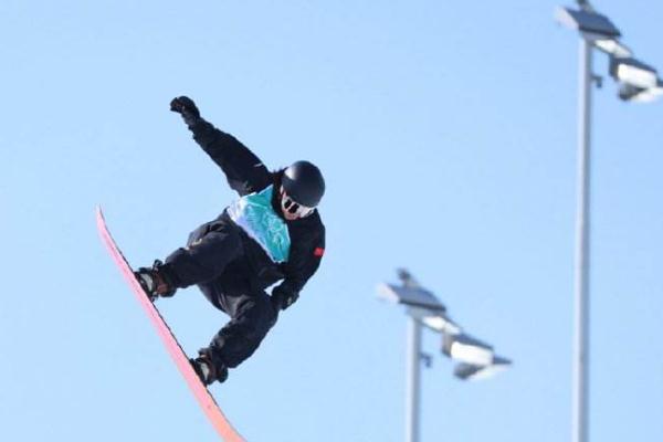 金牌！蘇翊鳴最好的18歲生日禮物 體育總局冬運(yùn)中心祝賀蘇翊鳴奪金