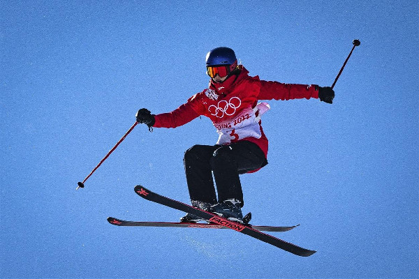 徐夢桃奪金!中國金牌數(shù)平歷史之最 徐夢桃名字是評書大師劉蘭芳取的 徐夢桃奪金!中國金牌數(shù)平歷史之最 徐夢桃名字是評書大師劉蘭芳取的