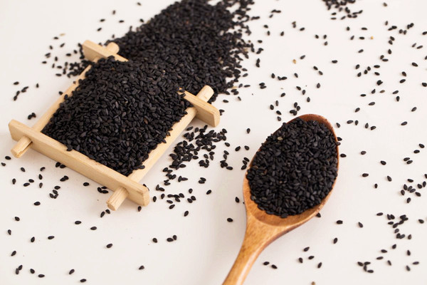 黑芝麻清洗會(huì)掉色嗎 黑芝麻怎么看染沒(méi)染色 黑芝麻清洗會(huì)掉色嗎 黑芝麻怎么看染沒(méi)染色