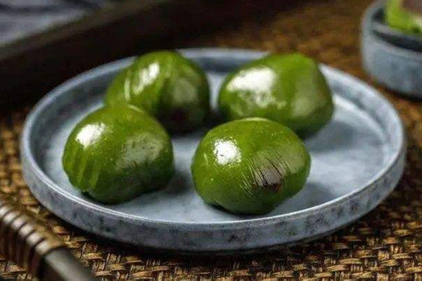 青團要蒸多少分鐘 青團蒸好后為什么會出現(xiàn)變色 青團要蒸多少分鐘 青團蒸好后為什么會出現(xiàn)變色