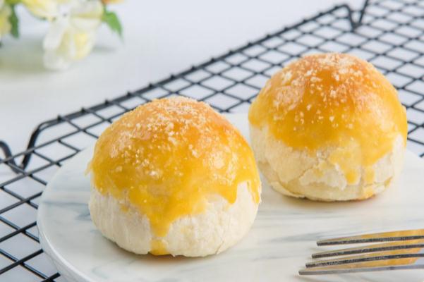 蛋黃酥有營養(yǎng)嗎 蛋黃酥會(huì)上火嗎 蛋黃酥有營養(yǎng)嗎 蛋黃酥會(huì)上火嗎