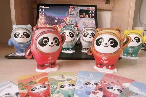 義墩墩告別現(xiàn)場冰墩墩驚喜亮相 義墩墩是什么意思 義墩墩告別現(xiàn)場冰墩墩驚喜亮相 義墩墩是什么意思