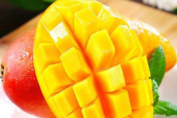 芒果吃了會(huì)過(guò)敏嗎 芒果吃了會(huì)變黃嗎 芒果吃了會(huì)過(guò)敏嗎 芒果吃了會(huì)變黃嗎