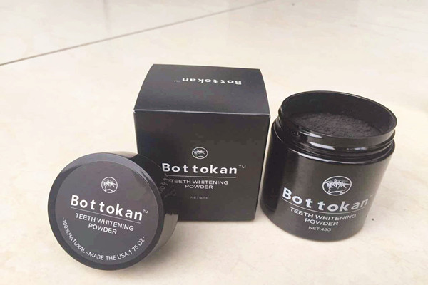 牙粉和牙膏有什么區(qū)別 牙粉和牙膏哪個好用