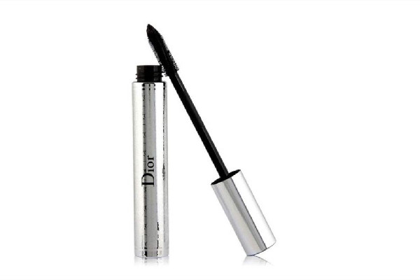 睫毛膏是直接涂在睫毛上嗎 睫毛膏涂成蒼蠅腿怎么拯救 睫毛膏是直接涂在睫毛上嗎 睫毛膏涂成蒼蠅腿怎么拯救